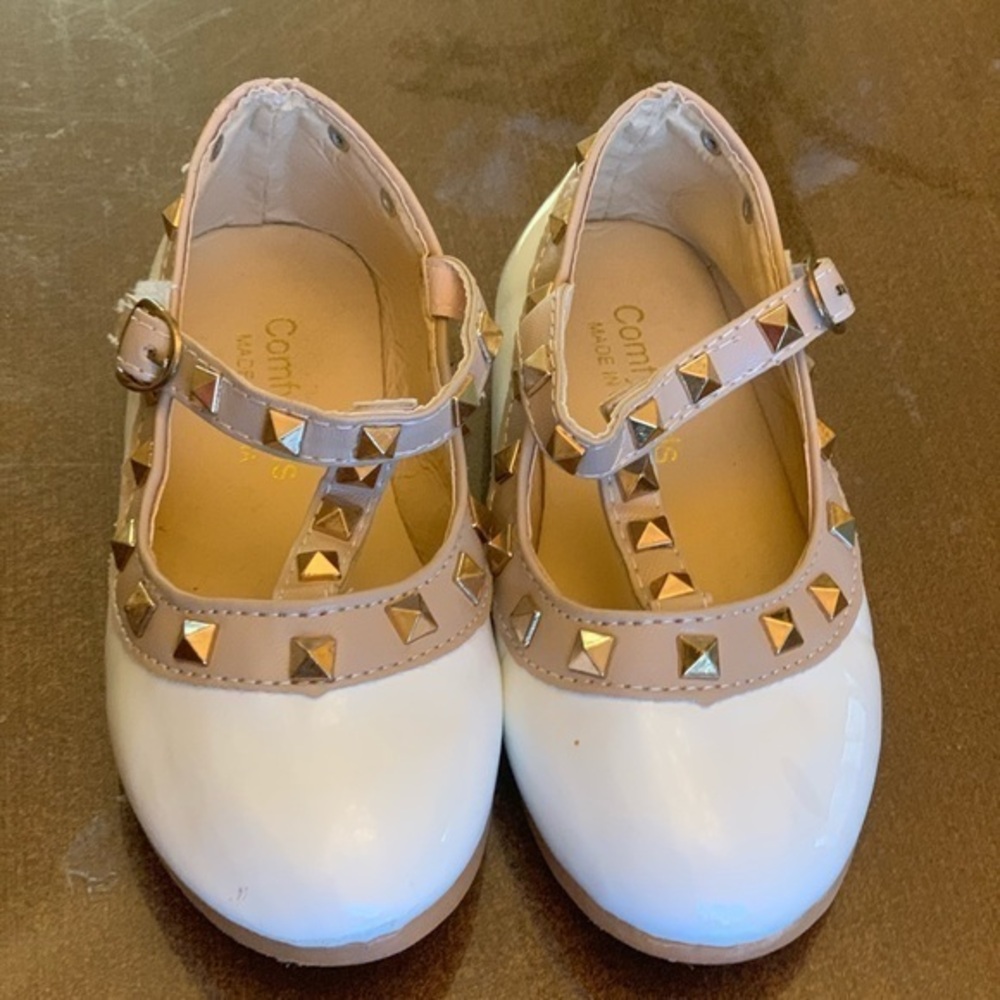 Beautiful studded toddler girl shoe size 12